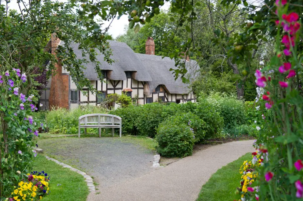 Anne-hathaways-cottage--1000x665 | X Chauffeurs | X Chauffeurs