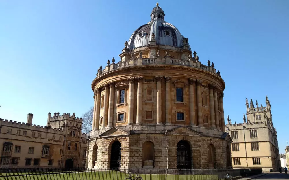 Oxford-sightseeing-tour-1000x625 | X Chauffeurs | X Chauffeurs